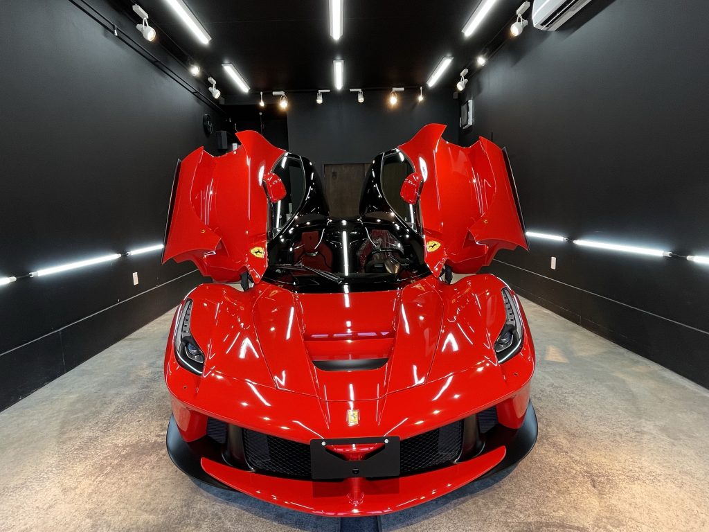 Ferrari フェラーリ 中綿ジップアップベスト レッド L Ferrari フェラーリ 中綿ジップアップベスト レッド L - メルカリ